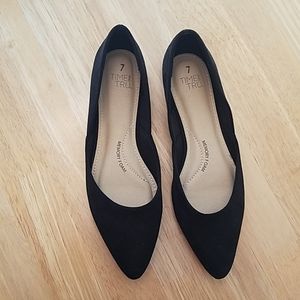 Black flats